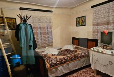Casă cu 2 camere cu Teren 1100 Mp în Bezdead - 5