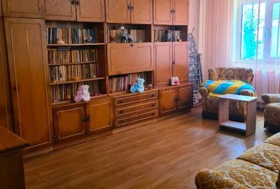 Apartament in Brezoi - 3 camere, 66,3 m² utili , parter – mobilat - 3