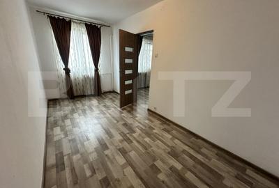 Apartament cu 2 camere semidecomandat în Craiovița Nouă - 3