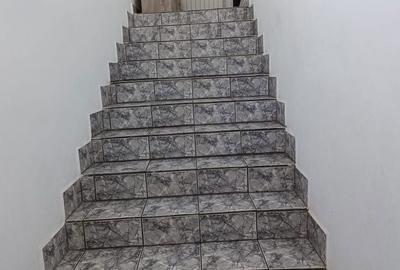 Casă cu 3 camere decomandat în Central - 4