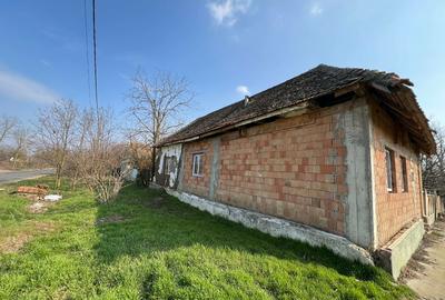 Casă individuală cu 3 camere cu Teren 980 Mp în Percosova - 3