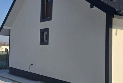 Casă cu 3 camere cu Teren 400 Mp în Voinești - 9