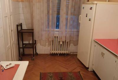 Apartament cu 3 camere decomandat în Sud - 3