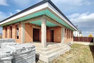 Imobil La Rosu- Zona Cristian - 1