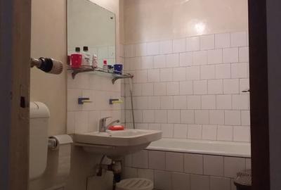 Apartament 3 camere - BLOC ANVELOAPT - 5 minute METROU OBOR - 18