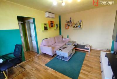 Apartament cu 4 camere semidecomandat, mobilat în Spitalul Județean - 1