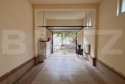 Casa P + E + M cu garaj si casa P, 247 mp utili, 292 mp teren, Centru - 1