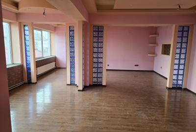 Casă cu 4 camere în Brătianu - 6