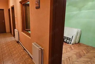 Casă cu 4 camere în Democrației - 14