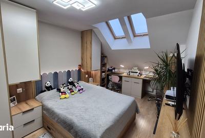 Apartament cu 4 camere în Central - 1
