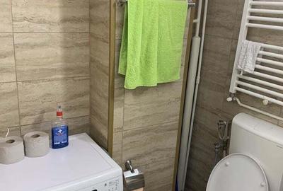 Inchiriez apartament o camera decomandat, in zona Cetatii