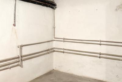Casă cu 5 camere cu Canalizare în Parcul Carol - 14