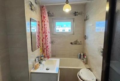 Apartament cu 3 camere semidecomandat în Central - 12