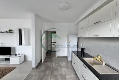 Apartament cu 2 camere decomandat, mobilat în Tractorul - 5