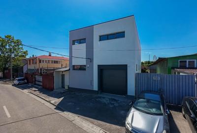 Hala / Spatiu Productie / Rezidential - Vedere catre lac - 17