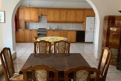 Casa 10 camere, 6 dormitoare, 5 bai zona Turnisor - 7