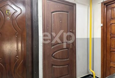 Apartament cu 3 camere semidecomandat în Narcisa - 2