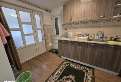 Casă cu 4 camere cu Teren 726 Mp în Lunca - 1