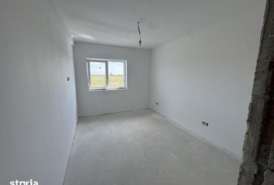 Casă cu 5 camere cu Teren 270 Mp în Fratelia - 15