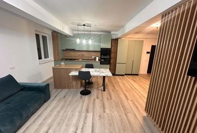 Apartament cu 2 camere semidecomandat în Central