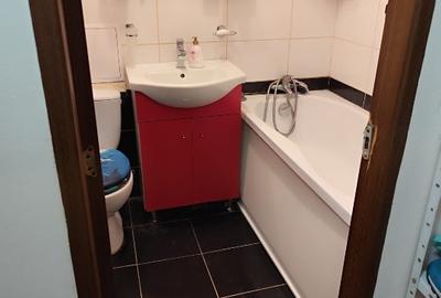 Proprietar vând apartament decomandat 3 camere - 10