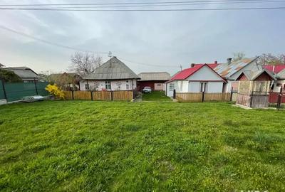 De vanzare Casa batraneasca (demolabila sau renovabila) cu teren generos
