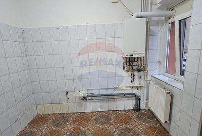 Apartament 2 camere in Vila + magazie 8 mp - sector1 - 4