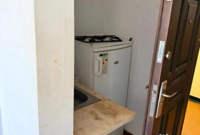 Garsonieră, mobilată în Far - 1