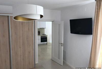 Garsonieră decomandată în Unirii - 1