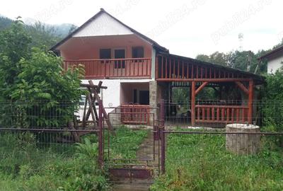 Cabana la munte in tarcau - 14