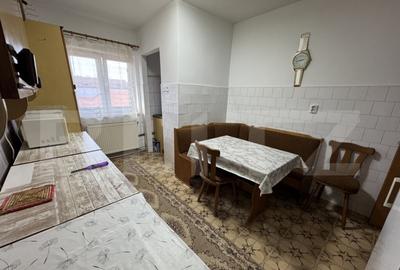 Apartament de inchiriat, cu 3 camere, Zalau - 1