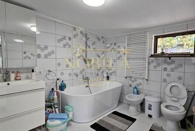 Casă cu 3 camere cu Canalizare în Central - 8