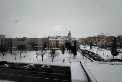 Apartament cu 3 camere decomandat în Central - 4