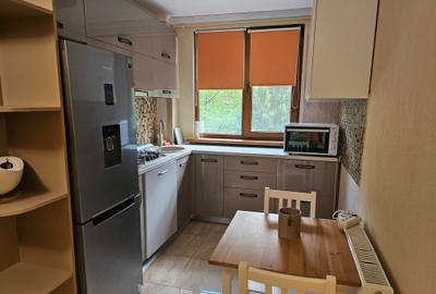 Apartament cu 3 camere semidecomandat în Central - 7