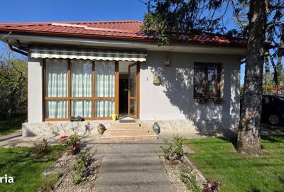 Casă cu 2 camere cu Canalizare în Central - 3