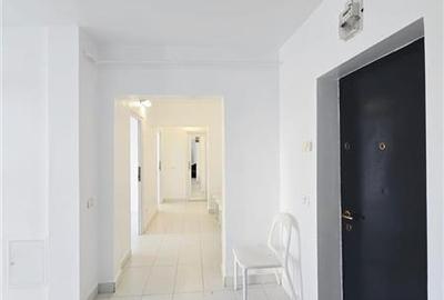 Spațiu comercial, de 82 mp, în Obor - 17