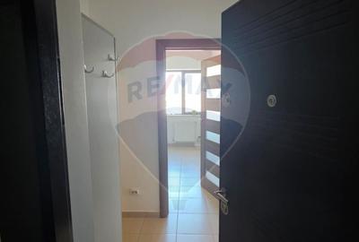 Garsonieră decomandată, mobilată în Central - 9