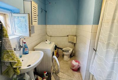 Casă cu 3 camere cu Teren 460 Mp în Central