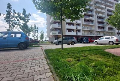 Spatiu comercial, zona ideala cu trafic intens - rond Metro Berceni - 1