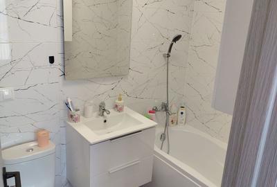 Apartament cu 3 camere decomandat în Florești - 3