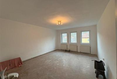 Apartament cu 2 camere decomandat în Luncă - 10