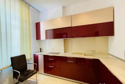 Casă cu 7 camere cu Teren 180 Mp în Parcul Carol - 13