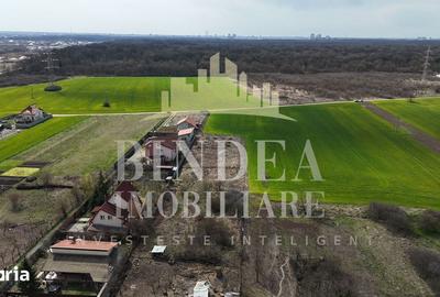 Teren de 1000 mp, în Central