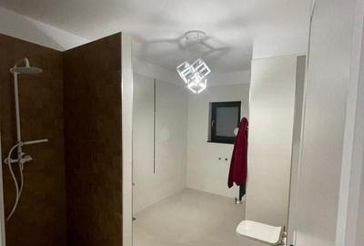 Casă cu 4 camere cu Canalizare în Valu lui Traian - 1