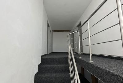 Casă cu 10 camere cu Teren 425 Mp în Sânmartin - 15