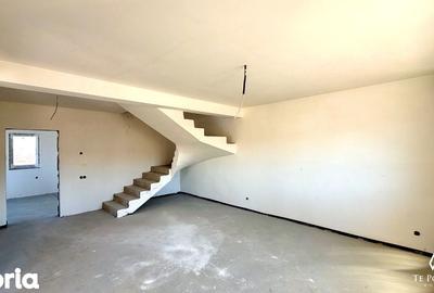 Casă cu 4 camere cu Teren 300 Mp în Central