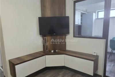 Apartament cu 2 camere semidecomandat în Central