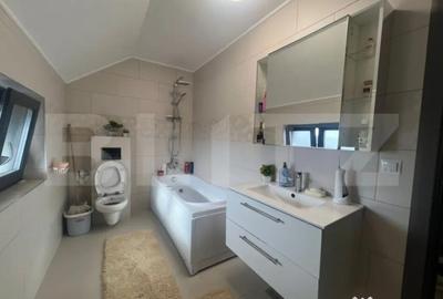 Casă cu 4 camere cu Teren 357 Mp în Sângeorgiu de Mureș - 3