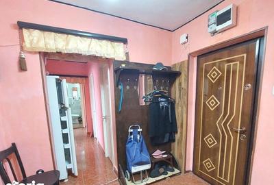 Apartament cu 3 camere decomandat în Valea Rosie - 5