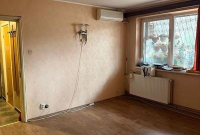 Apartament semidecomandat în Drumul Taberei